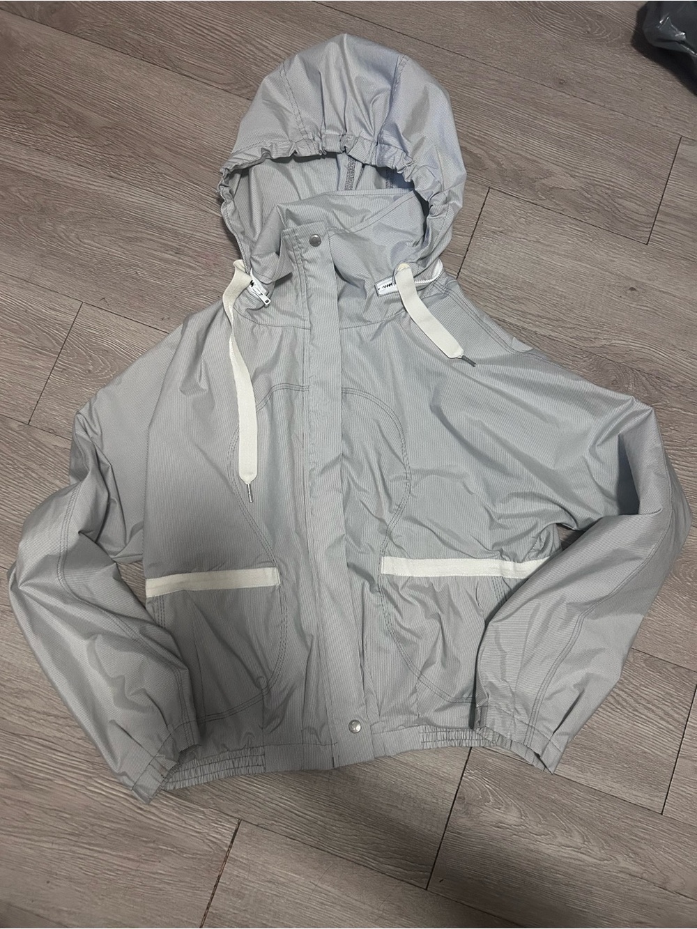 lululemon athletica Light Gray Hooded Rain Jacket